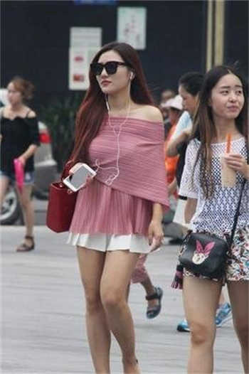 漂亮女友可凡小慧