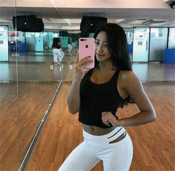 麻痘女演员董小宛