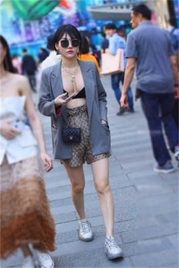 男主姓霍女主角顾念之