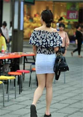 密室折磨女生下体说说
