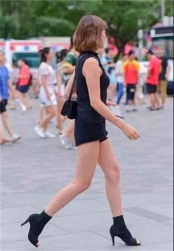 给女奴隶起名