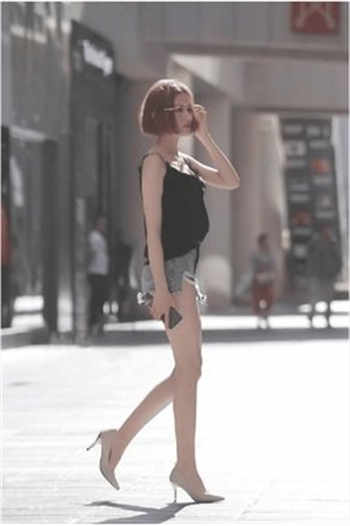 彩鳞步步陷深渊