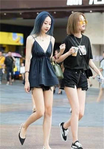 驯养的妻子蘑菇视频