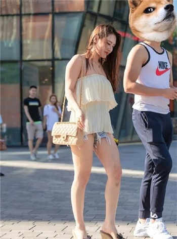 女大学房沙龙3中文