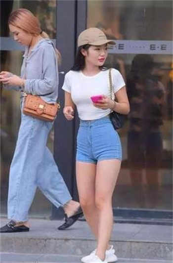 艾秋沈娜娜