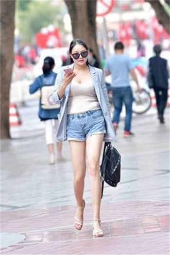 绑在树上c了起来苏沫沫