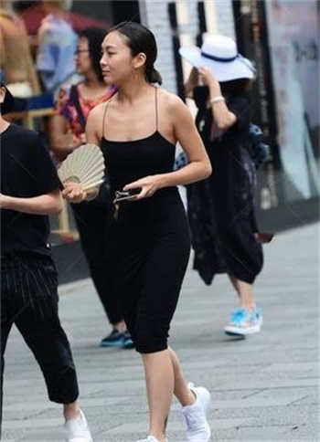 魔镜号哺乳期
