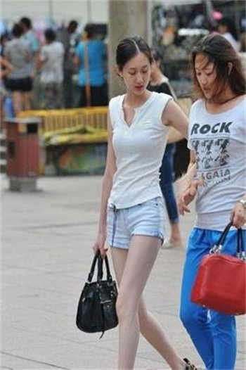 已满l8点此进入