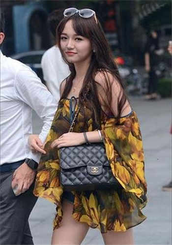 影院体验区免费观看